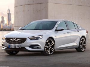 İşte Yeni Opel insignia 2017, ilk Resimleri Ortaya Çıktı!