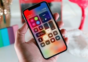 iPhone X Yüksek Seste Çatırdayan Hoparlörler Sorunu Ortaya Çıktı