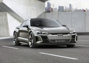  Audi e-tron GT Konsept: Audi’den 4 kapılı elektrikli coupe konsepti