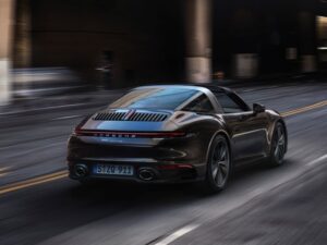 Yeni Porsche 911 Targa: Zarif, gösterişli ve benzersiz