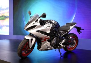 Merakla Beklenen Suzuki GSX-8R’ın Fiyatı Açıklandı!